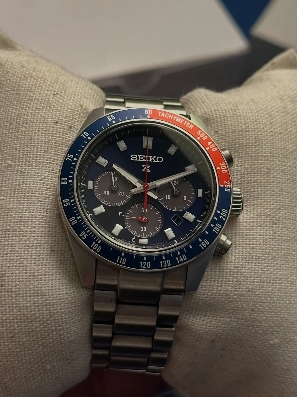Seiko Prospex SSC913 Pepsi Speedtimer — photo 2